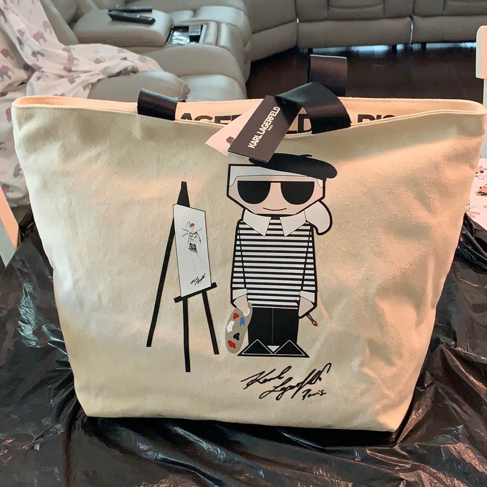 Karl lagerfeld Paris large tote with zipper close brand new with tags